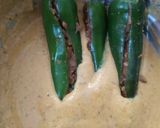 A picture of step 1 of Green chilli pakoda.