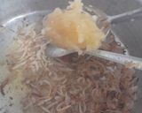 A picture of step 3 of Lauki ki sabzi.