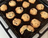 Foto langkah ke 4 dari resep Choco Vanilla Cookies.
