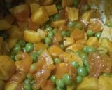आलू मटर की सब्जी (Aloo Matar ki sabzi recipe in hindi) रेसिपी चरण 3 फोटो