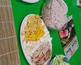 Foto langkah ke 2 dari resep 🌸Kkott gimbab / gimbab bunga🌸 kimbab korea.