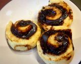 A picture of step 9 of Cinnamon rolls express! Easy and quick.