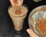 A picture of step 3 of Banana chocolate shake recipe.