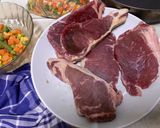 Foto langkah ke 1 dari resep Steak with Barbeque Sauce (Bisa dengan sosis dan butter rice).
