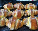 Fahéjas kelt kifli recept fázis 2 fotója