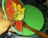 Foto langkah ke 4 dari resep Es Pisang Hijau Khas Makassar.