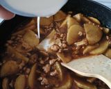 Foto langkah ke 8 dari resep Ayam Cincang Kentang Masak Kecap.