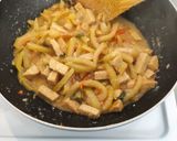 Foto langkah ke 5 dari resep Tumis Tempe Kulit Semangka.
