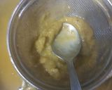 A picture of step 2 of Raw mango squash.