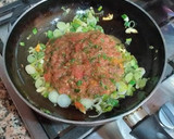 Foto del paso 7 de la receta: Alubias blancas con coles y doble sofritada