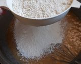 Foto del paso 3 de la receta: Muffins de Banana y Coco rellenos de Dulce de Leche