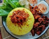 Foto langkah ke 3 dari resep Nasi Kuning Betawi.