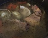 Foto del paso 2 de la receta: Caldo de huesos levanta muertos