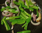 Foto del paso 2 de la receta: Hígado con pimiento y champiñones
