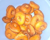A picture of step 6 of Vanilla doughnuts.