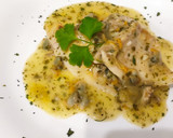 Foto del paso 6 de la receta: Filetes de merluza en salsa verde