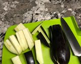Foto del paso 1 de la receta: Palitos de berenjena al horno