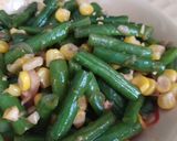 Foto langkah ke 4 dari resep Tumis Buncis Jagung Manis.