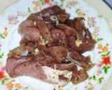 รูปขั้นตอนการทำที่ 2 ของ ผัดคะน้าเส้นใหญ่หมูหมัก