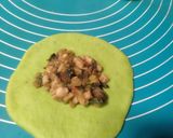 Foto langkah ke 7 dari resep Bakpao Katuk Ayam Jamur.