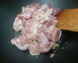 รูปขั้นตอนการทำที่ 3 ของ ผัดกะเพราไก่