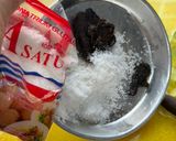 Foto langkah ke 2 dari resep Ayam Goreng Kremes.