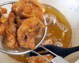 Foto langkah ke 6 dari resep Ayam Goreng Bawang Putih.