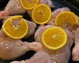 Foto del paso 2 de la receta: Pollo al horno con papas rústicas