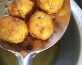 A picture of step 6 of Bread potato cutlet.