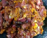 Foto langkah ke 1 dari resep Sate Sapi Goreng.