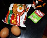 Foto langkah ke 1 dari resep Indomie Goreng Tumis Lezat.