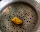A picture of step 2 of Italian white sauce pasta.