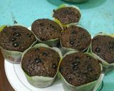 Foto langkah ke 10 dari resep Muffin coklat, very simple -no mixer-.