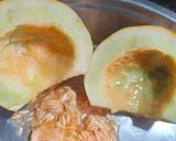 A picture of step 1 of Muskmelon Curry.