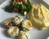 Medvehagymás juhtúrós gombafejek recept fázis 5 fotója