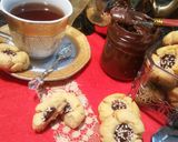 Foto langkah ke 6 dari resep Sunflower Cookies (Takaran Sendok).