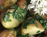 A picture of step 4 of New potatoes with wild garlic.