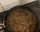 A picture of step 3 of Mince and Kidney Beans.
