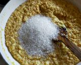 A picture of step 5 of Moong dal Halwa.