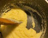 Une image de l'étape 2 de Cannelés de polenta au jambon.