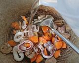 Foto langkah ke 3 dari resep 153. Cumi Saus Tomat.