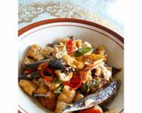 Foto langkah ke 5 dari resep Tumis Asem Asem Ikan Asin.