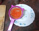 Foto del paso 1 de la receta: Pan pizza de solomillo, jamón serrano, zanahoria y aceitunas