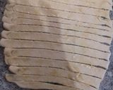 A picture of step 4 of Lacha Paratha.