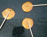 A picture of step 5 of Glass Candies.