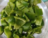 स्वीट कॉर्न शिमला मिर्च की सब्जी(sweet corn capsicum dry sabji recipe in Hindi) रेसिपी चरण 1 फोटो