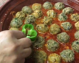 Foto del paso 3 de la receta: Cómo hacer tajine de albóndigas de sardinas fácil y delicioso