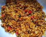 A picture of step 3 of Leftover Roti And Puffed Rice Chevda.