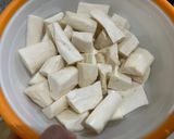 Foto langkah ke 1 dari resep Singkong Thailand/ Thai Sweet Cassava.