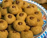 صورة لخطوة 1 من وصفة حلى الكرات للقهوه